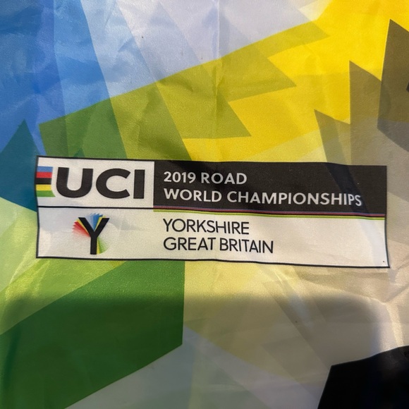 Authentic UCI Cycling Gear - Picture 2 of 7